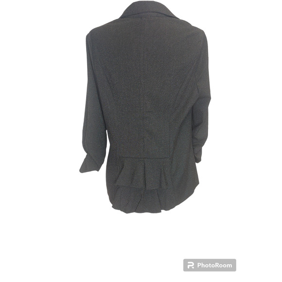 Maurices  Blazer runshed 3/4th Sleeve ruffle on back size large - Picture 2 of 5